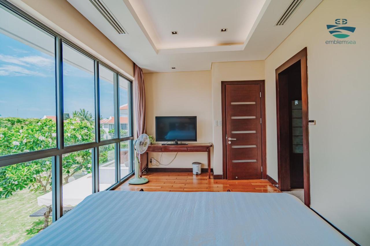 Emblem Sea 3 Bedroom Villas Дананг Экстерьер фото
