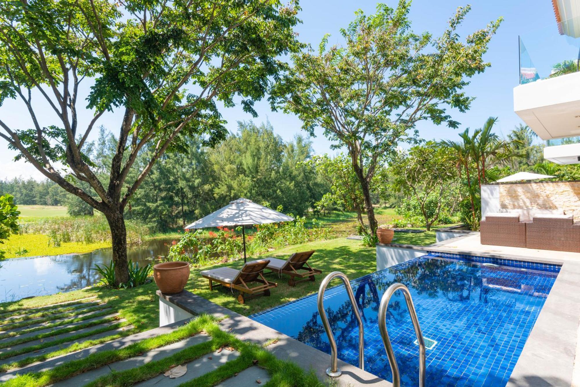 Emblem Sea 3 Bedroom Villas Дананг Экстерьер фото