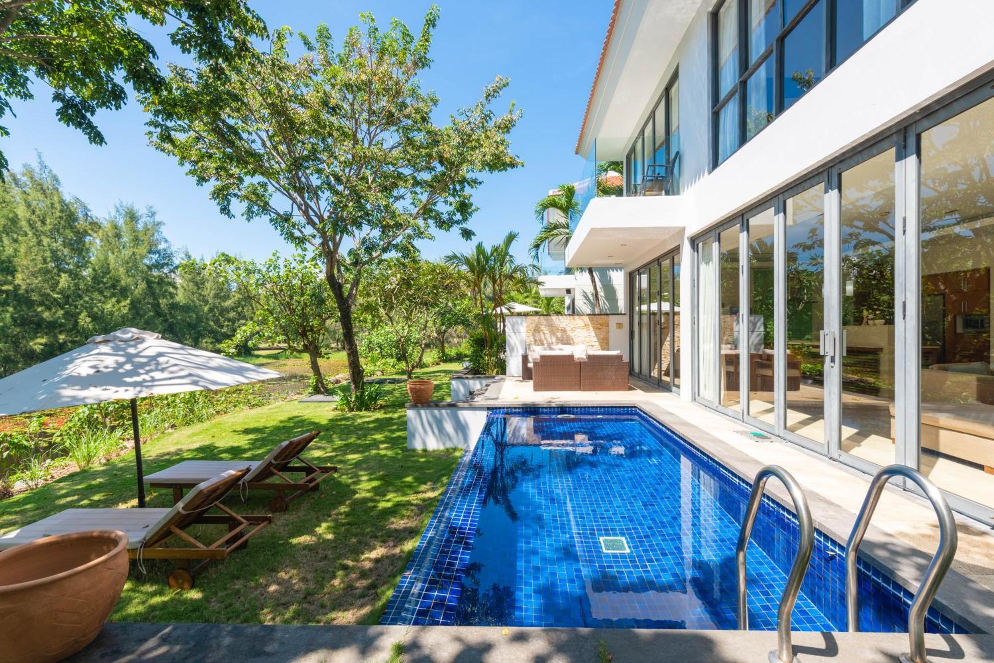 Emblem Sea 3 Bedroom Villas Дананг Экстерьер фото