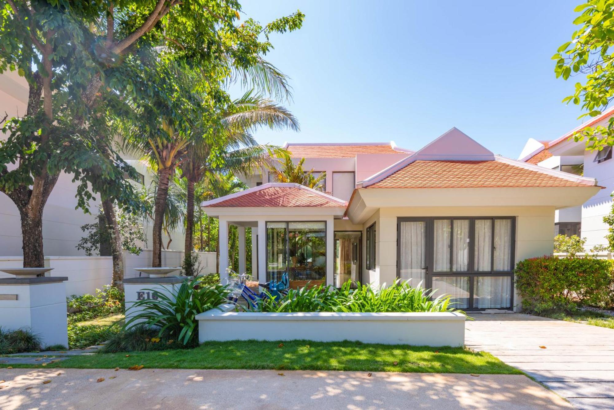 Emblem Sea 3 Bedroom Villas Дананг Экстерьер фото