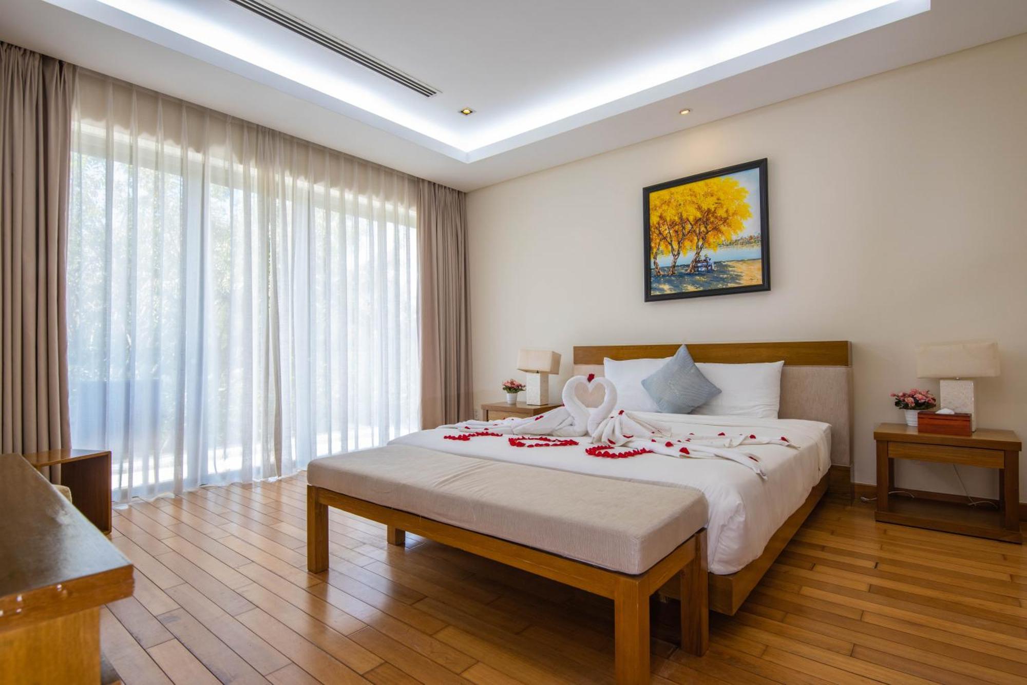 Emblem Sea 3 Bedroom Villas Дананг Экстерьер фото