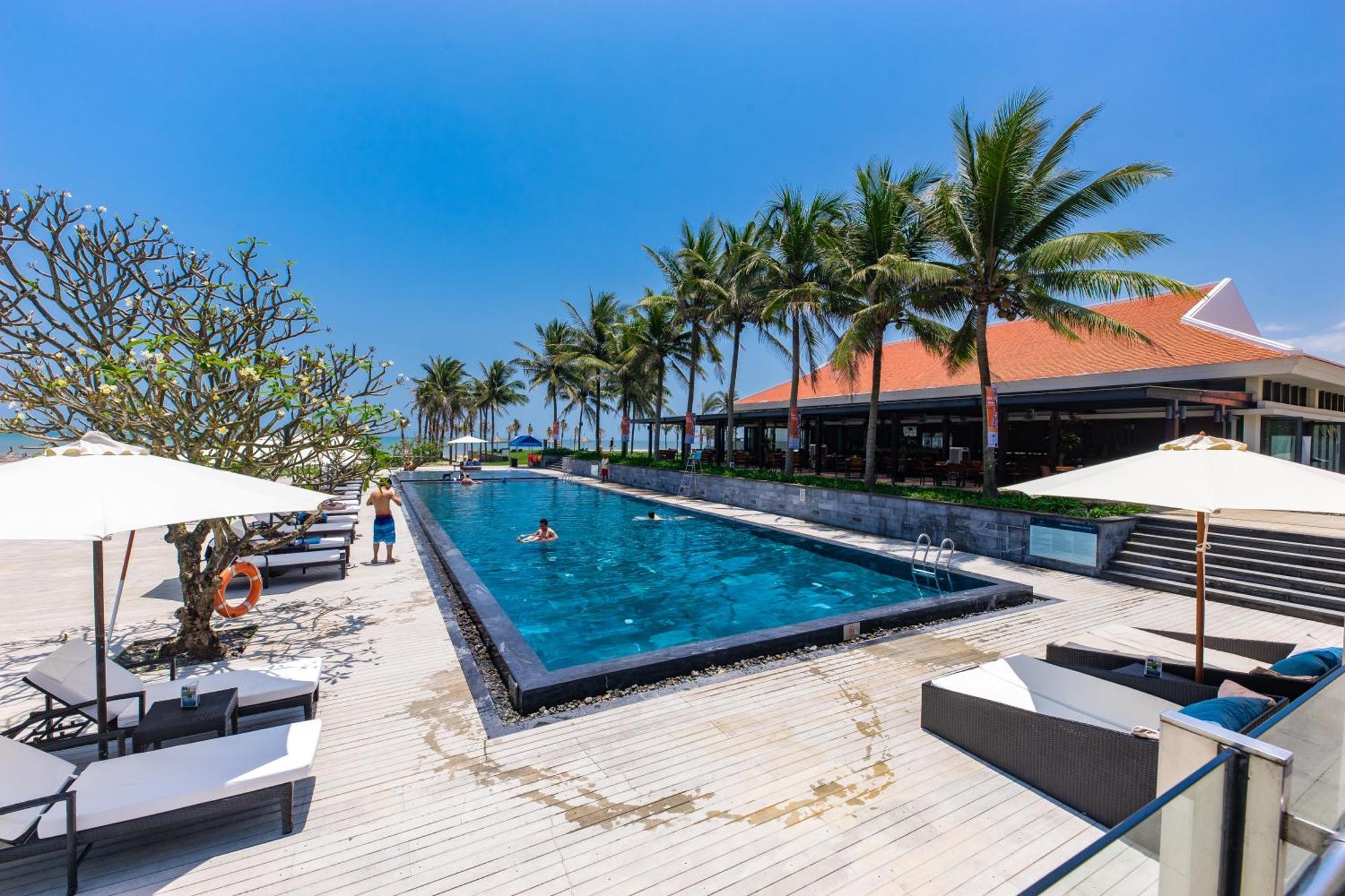 Emblem Sea 3 Bedroom Villas Дананг Экстерьер фото